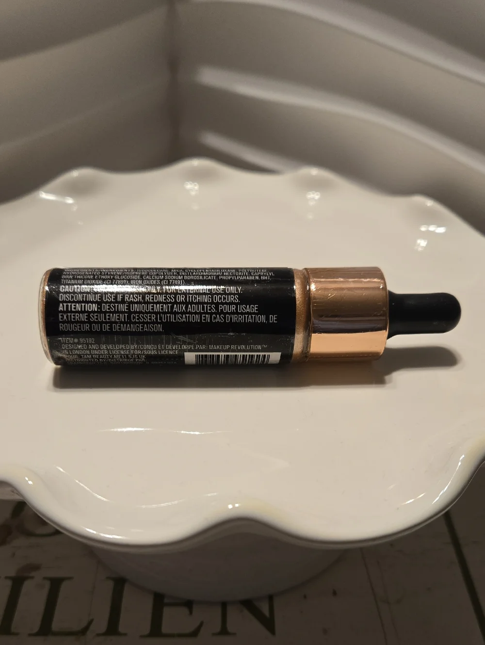 Revolution Bronze Gold Liquid Highlighter